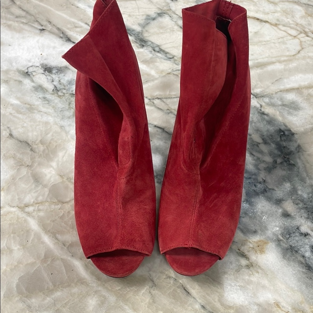 Vince camuto Red Suede Women's Peep Toe Boots size 8